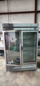 Performed commercial refrigeration repair on a True reach-in cooler at Progressive Restaurant Equipment in Austin TX. Arrived...