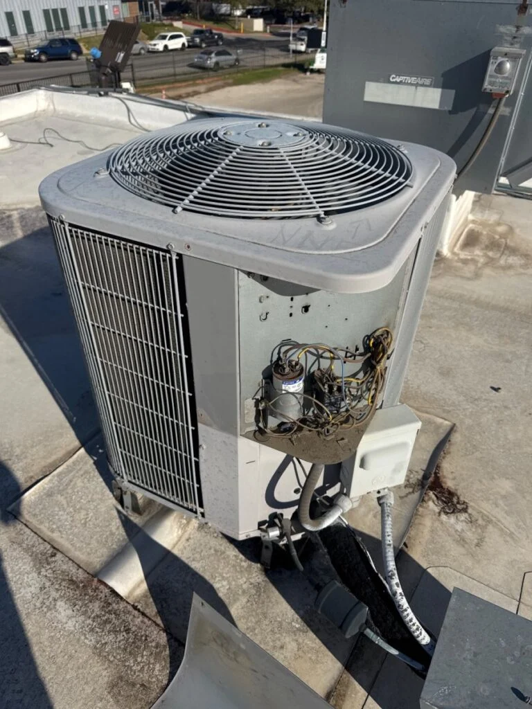 Diagnose air conditioning unit in warehouse in Austin, Texas