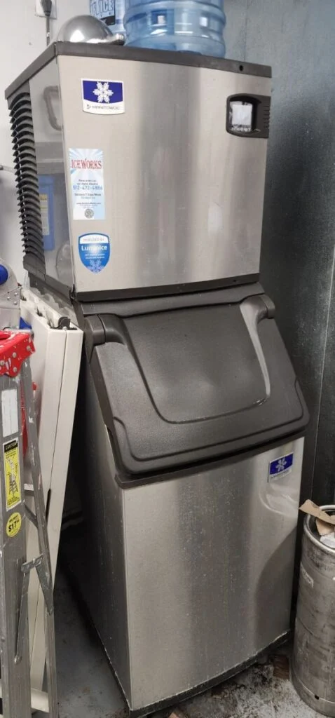 Performed cleaning on ice machine in round rock, texas