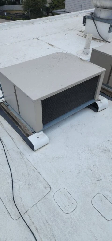 2250:Diagnosed and repaired walk in refrigeration unit in Austin, Texas