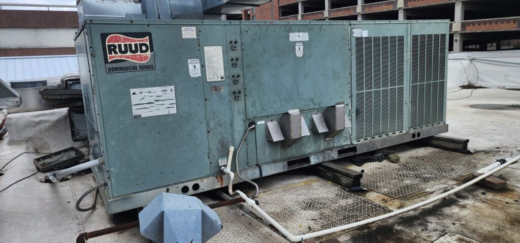 2292: Compressor replacement on ruud roof top unit in Austin tx