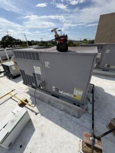 Setpoint Services completed commercial HVAC preventative maintenance for a restaurant in Georgetown, Texas. Multiple rooftop...