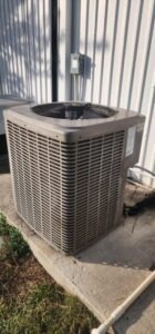 Setpoint Services completed an emergency commercial rooftop air conditioner repair for a 7-Eleven convenience store in Lockha...