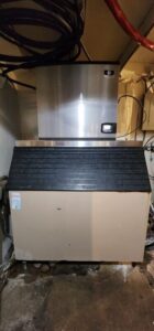 Setpoint Services performed commercial ice machine repair on a Manitowoc IDF0900N-261A ice machine after the unit stopped pro...